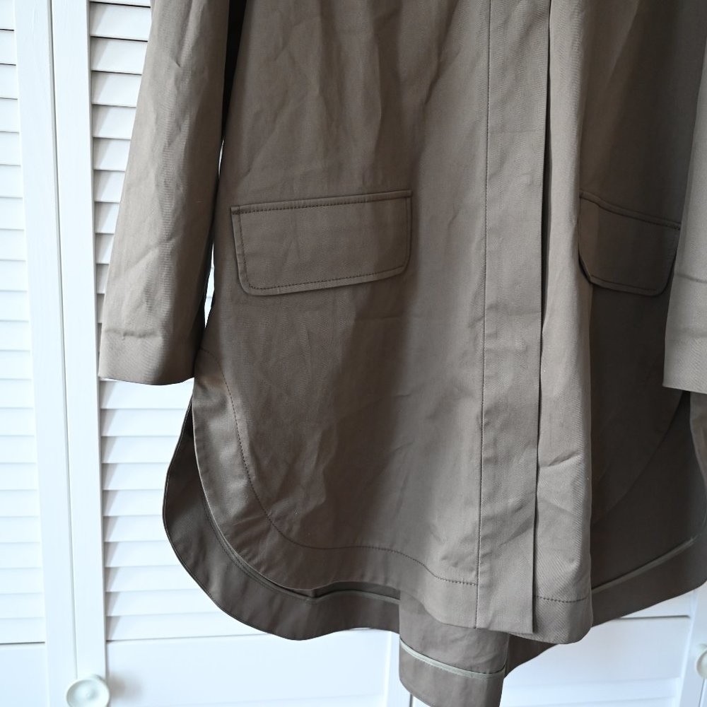 Cuyana Pleat Back Anorak in Brown | Medium - Picture 6 of 16